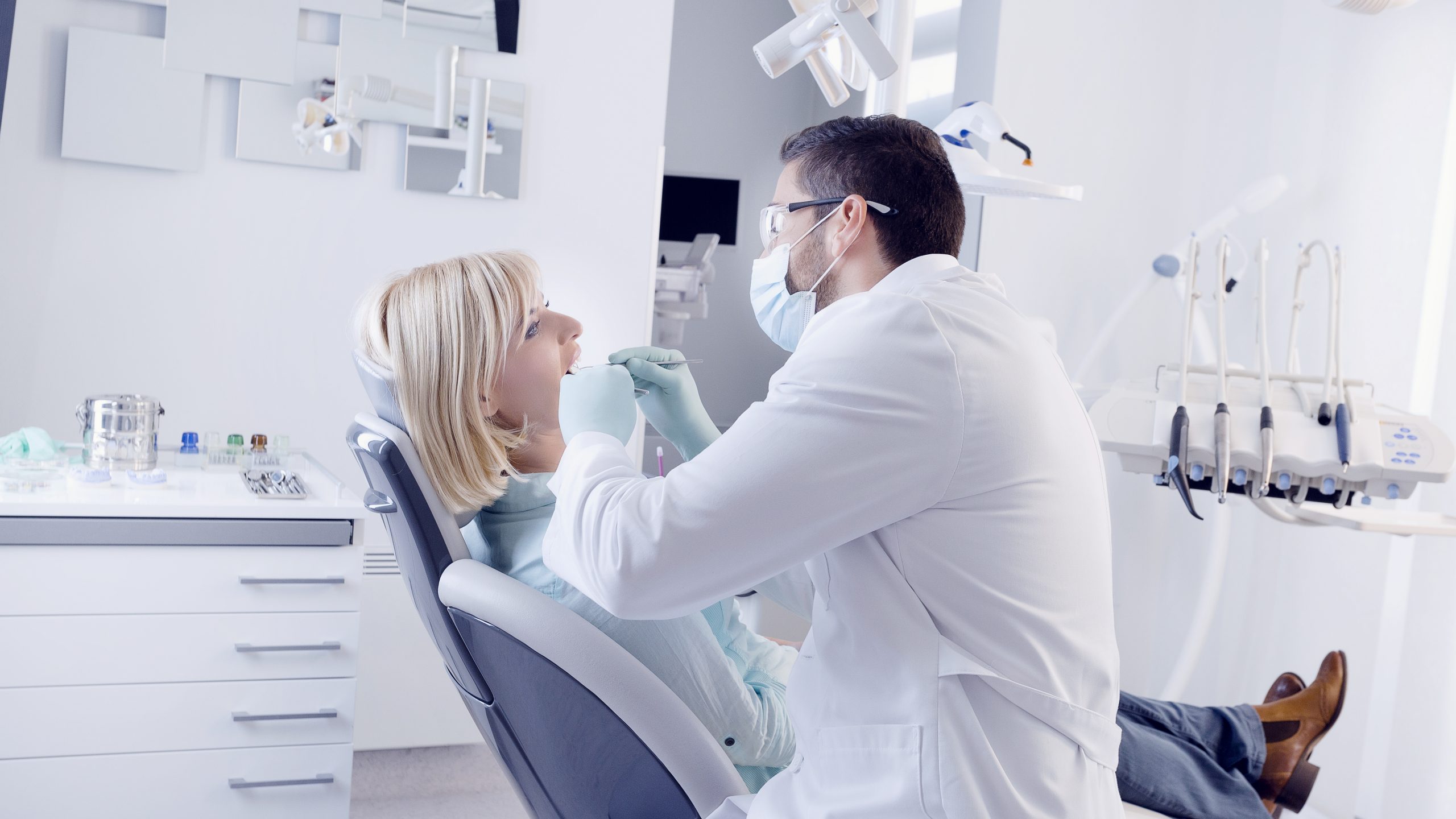 Dentist in Santa Rosa, TX